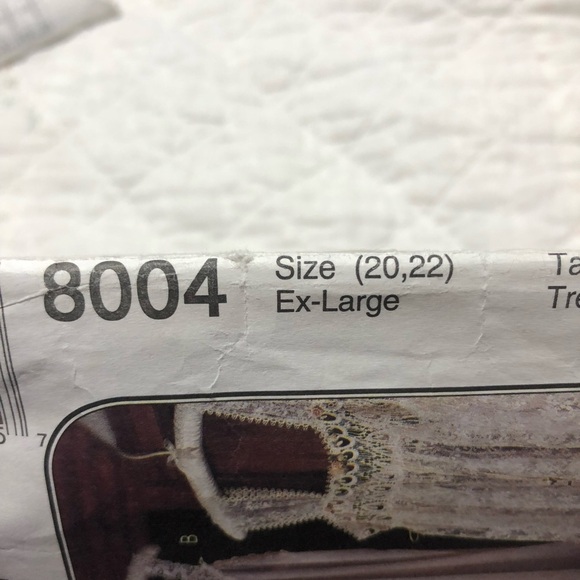 Alicyn by McCalls lingerie pattern - 8004- exlarge 20-22 lace Nightgown Pattern - Picture 4 of 7